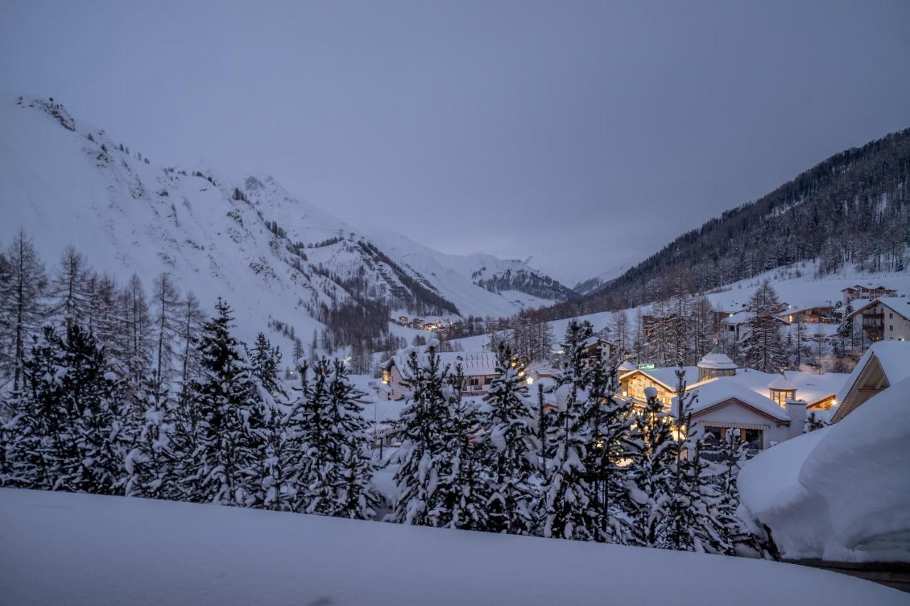 Relais & Chateaux Chasa Montana Samnaun Buitenkant foto